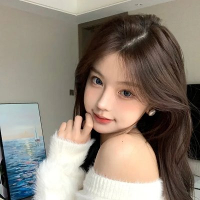 空庭夜雨蚀灯痕