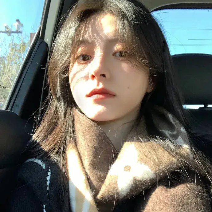 爱我是你的谎言